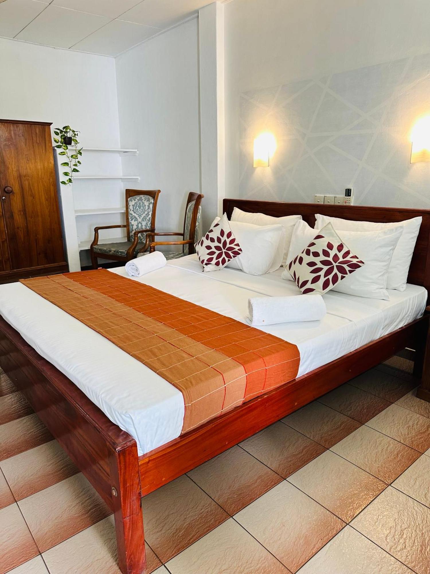 Villa 47 Hikkaduwa Dış mekan fotoğraf